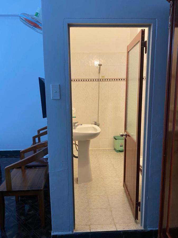 Hotel Khach San Thanh Hong