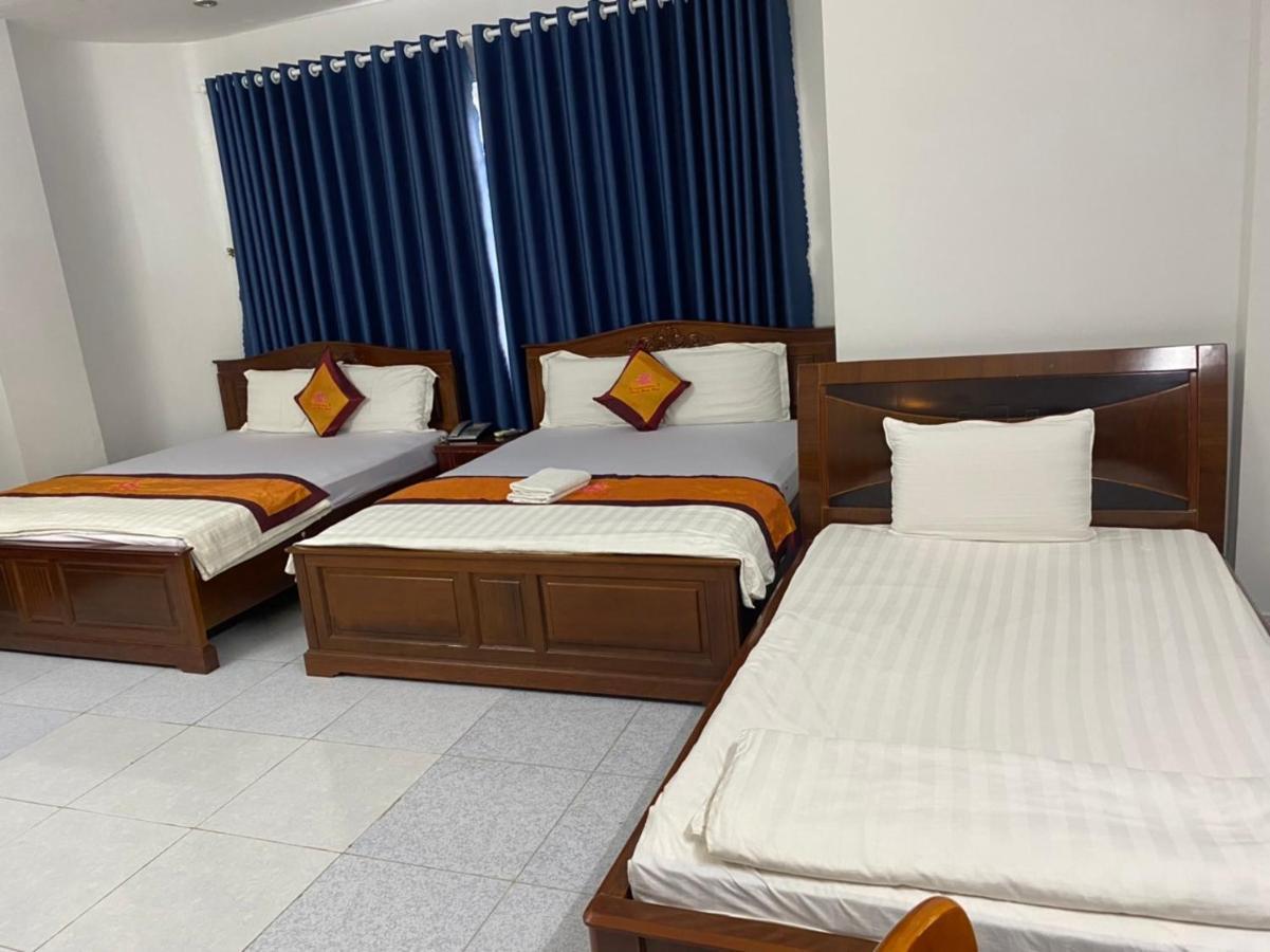 Thanh Hồng Khách sạn 2*